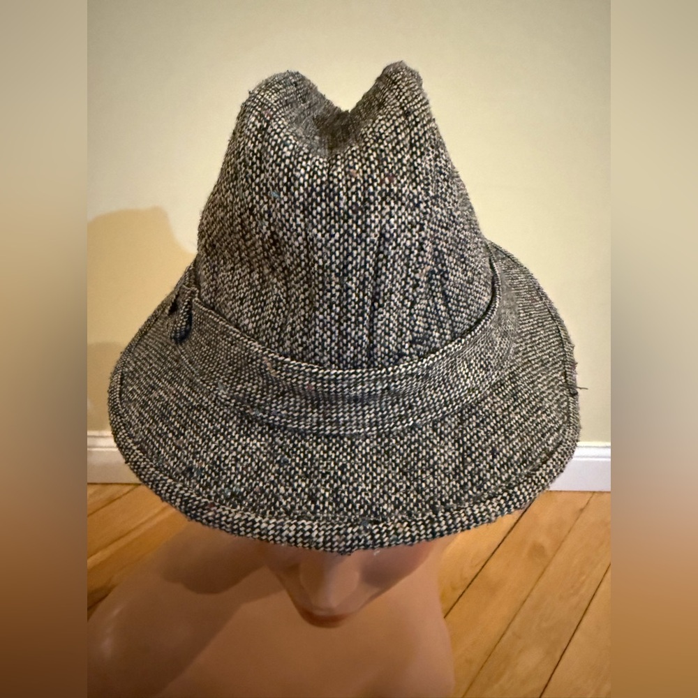 Stylish Gray Tweed Fedora for Men